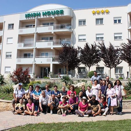 Irish House Medugorje Aparthotel Buitenkant foto